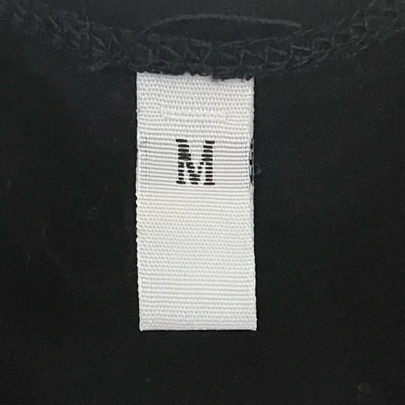 🎯Stay Golden Sleeveless Tank Top - Picture 11 of 15